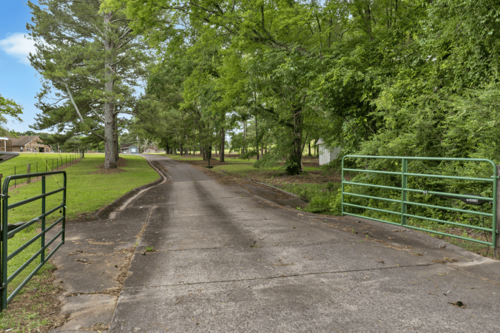 Evangeline Acres Entrance